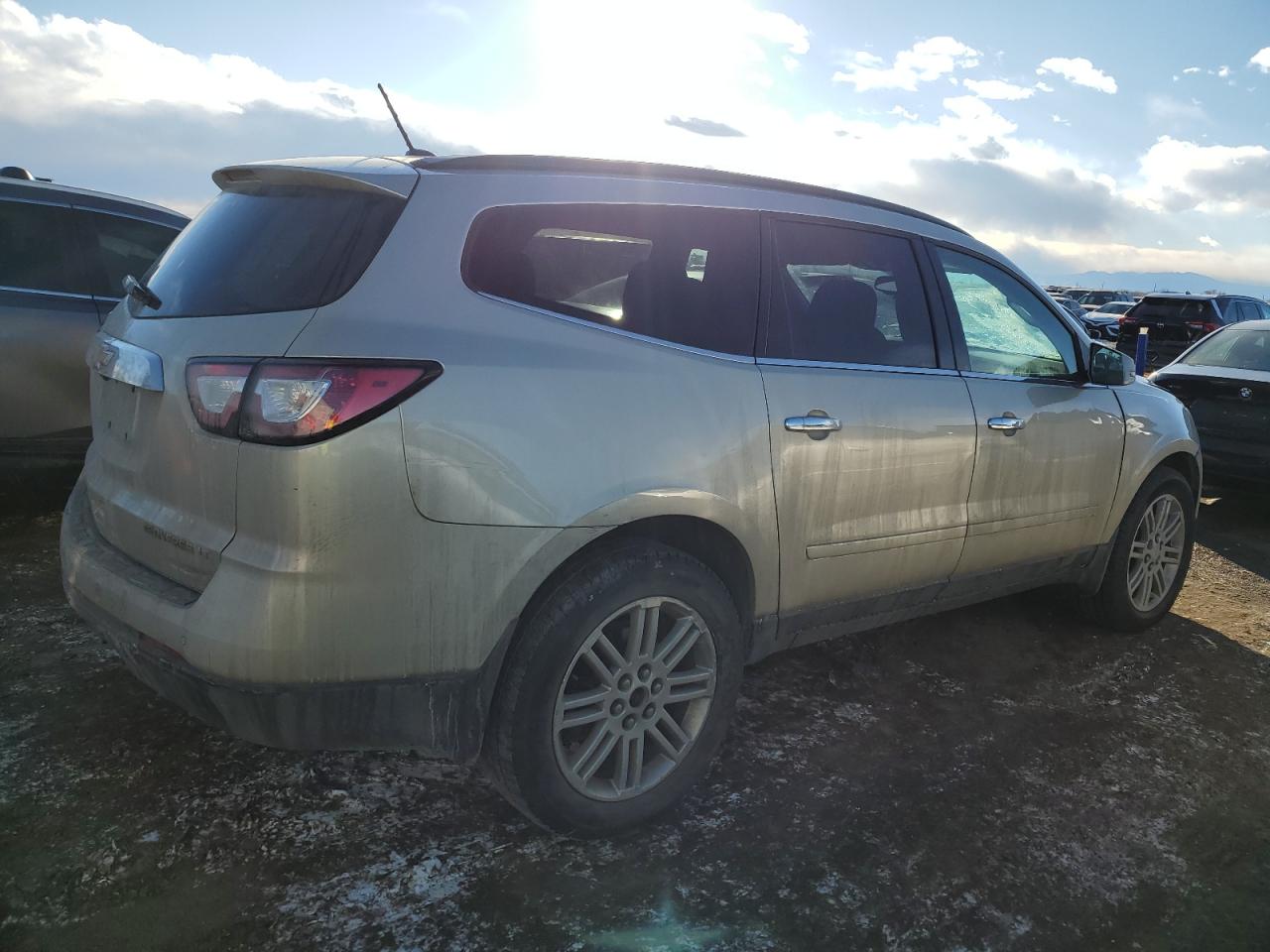 2015 Chevrolet Traverse - Image 3