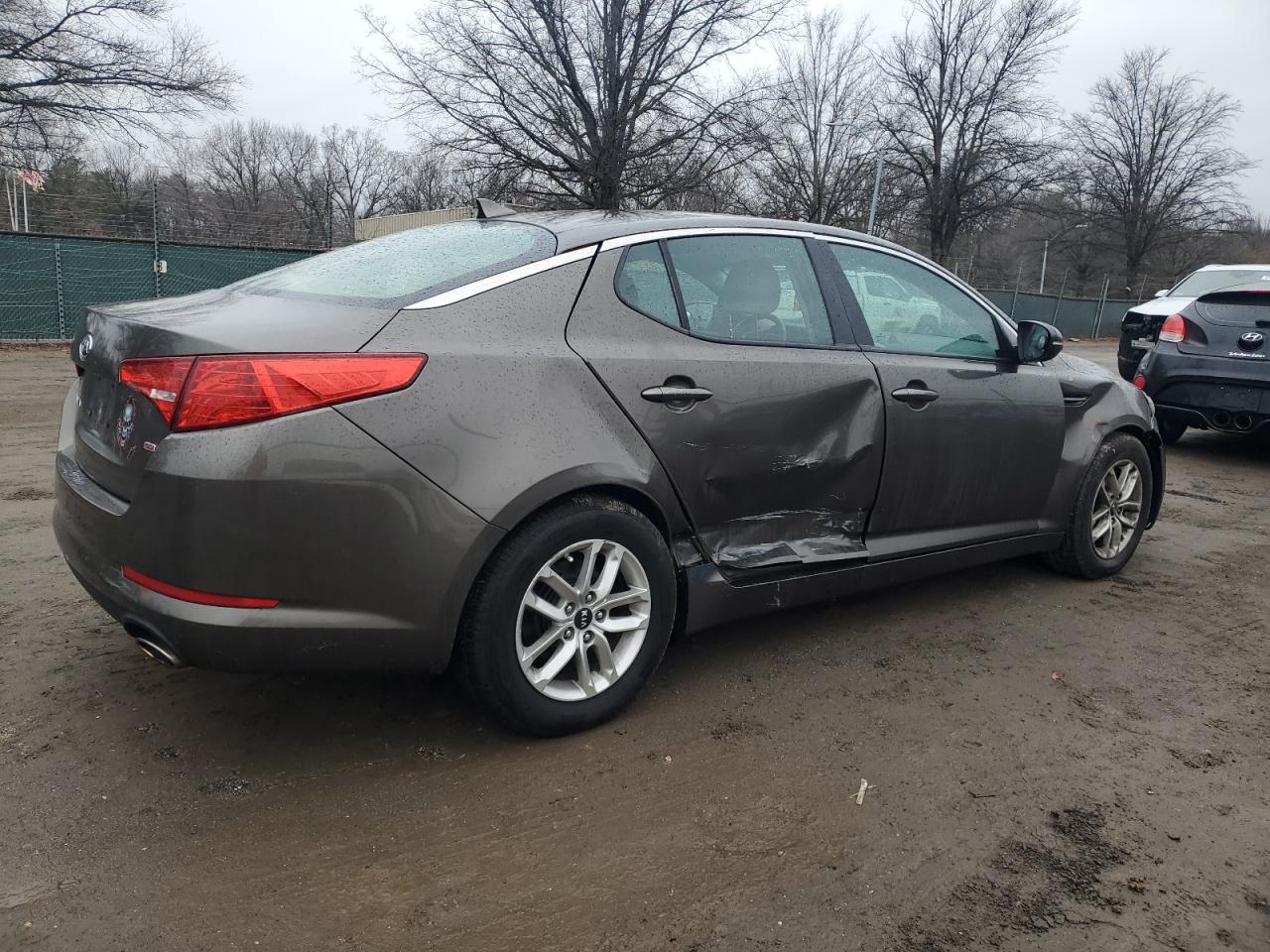 2011 Kia Optima - Image 3