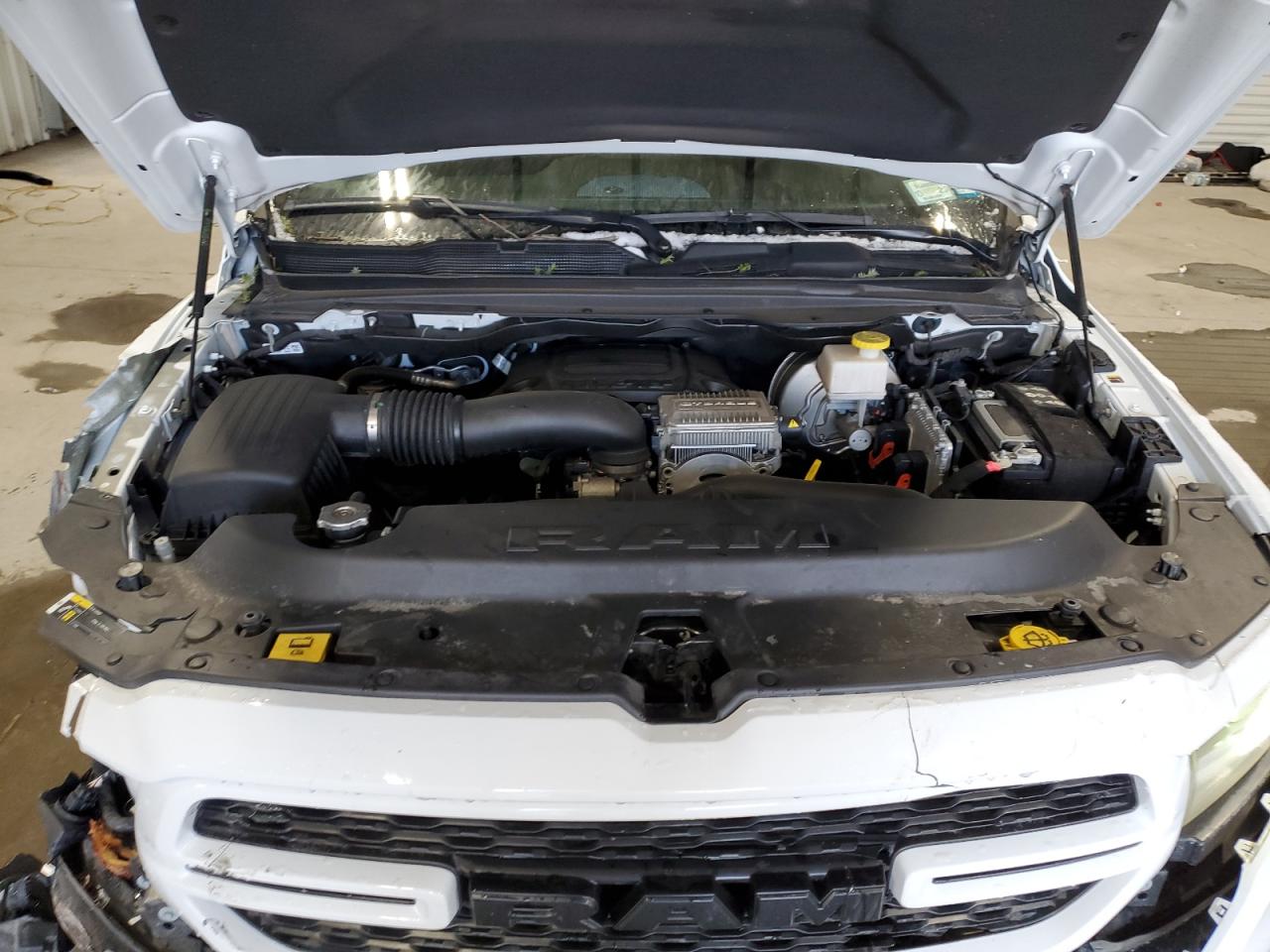 2022 RAM 1500 - Image 12