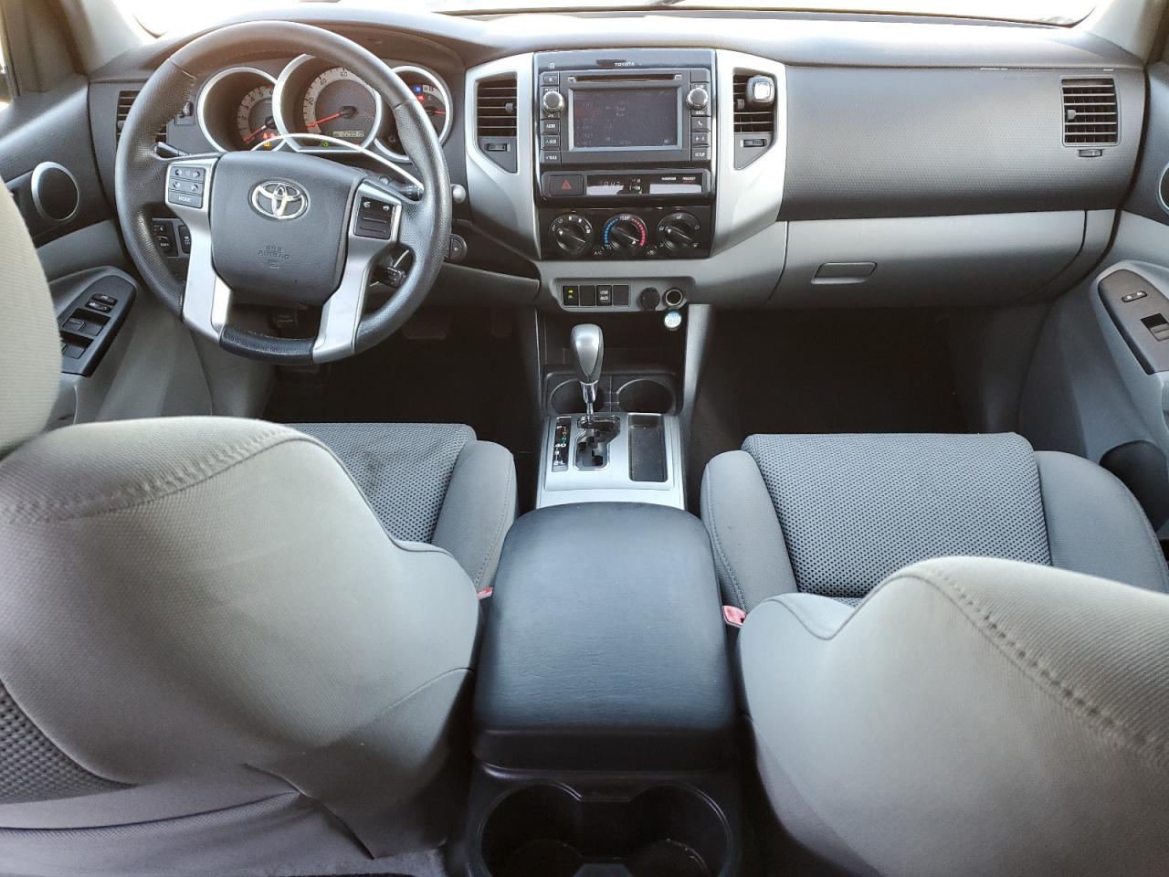 2013 Toyota Tacoma - Image 8