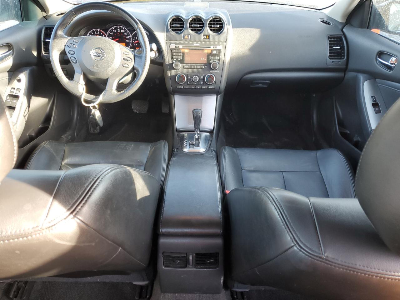 2011 Nissan Altima - Image 8