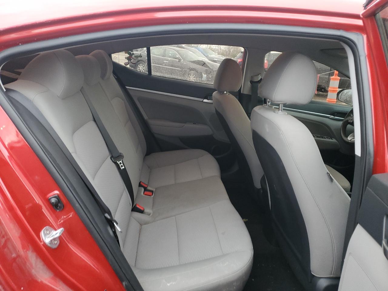 2020 Hyundai Elantra - Image 10