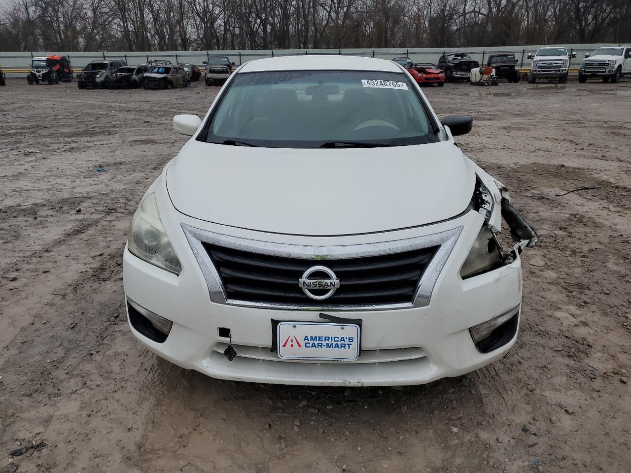 2014 Nissan Altima - Image 5
