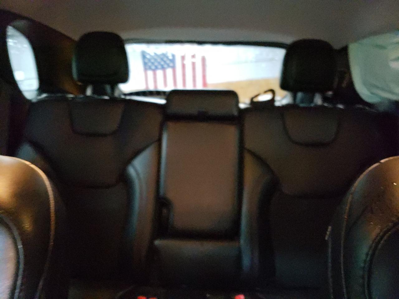 2021 Jeep Cherokee - Image 10