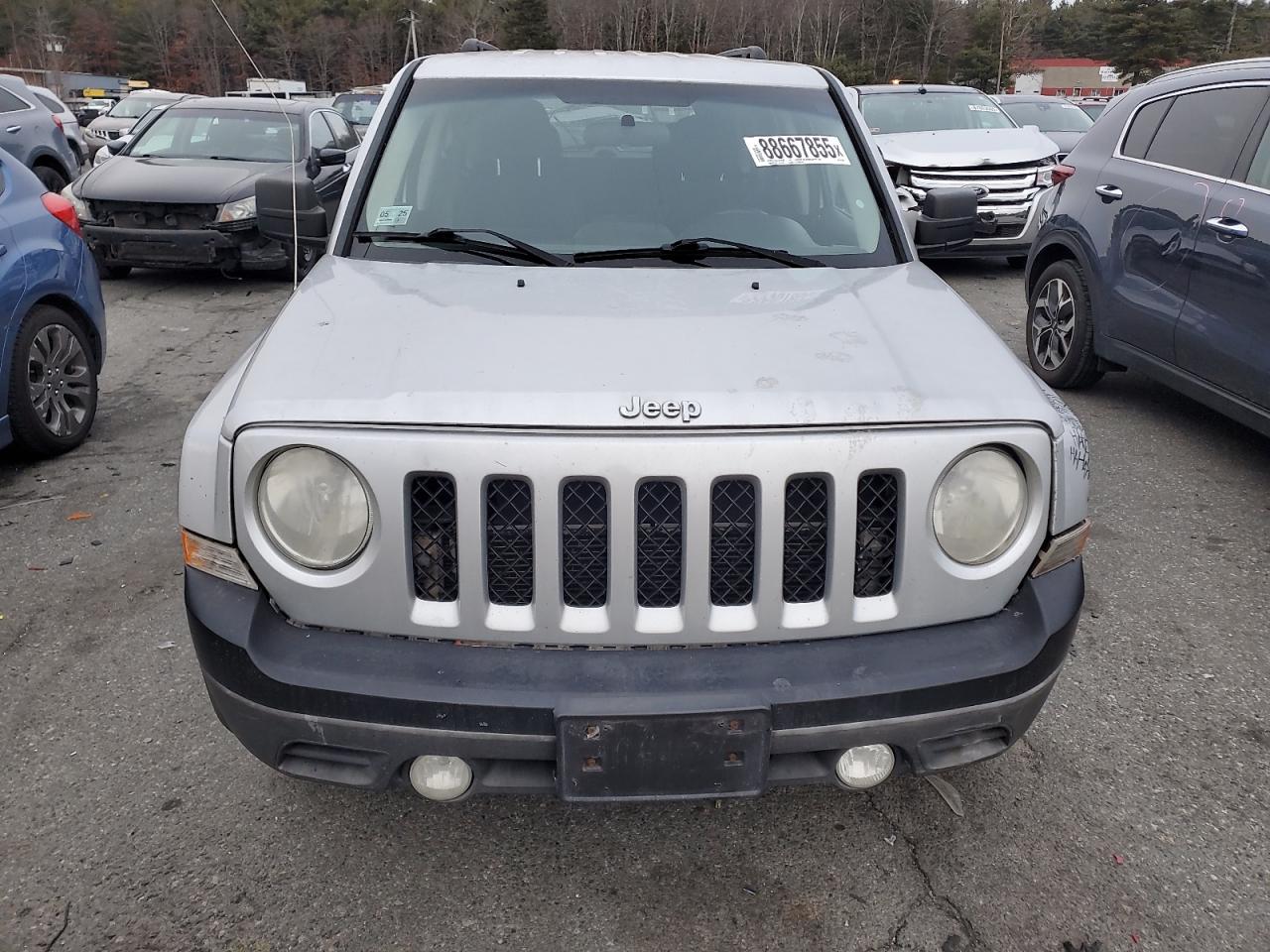 2011 Jeep Liberty (Patriot) - Image 5