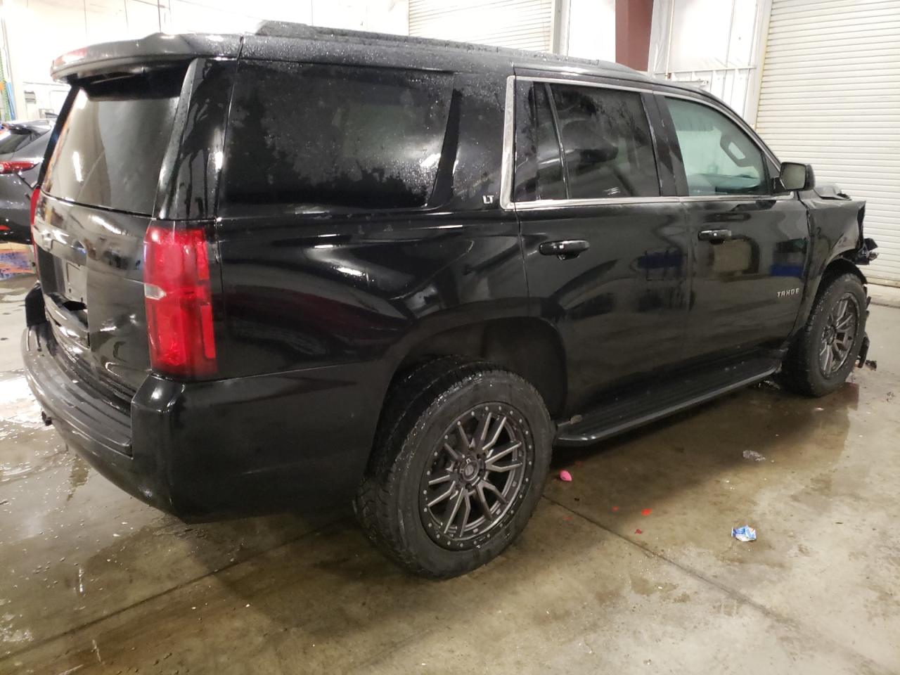 2016 Chevrolet Tahoe - Image 3