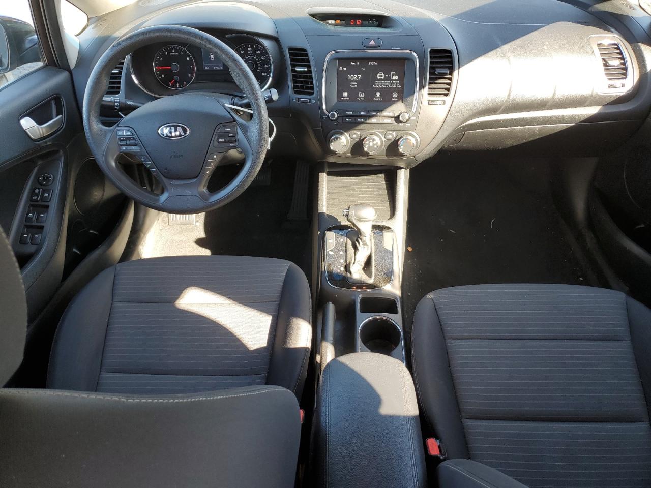 VIN 3KPFL4A7XJE165728 2018 KIA FORTE no.8