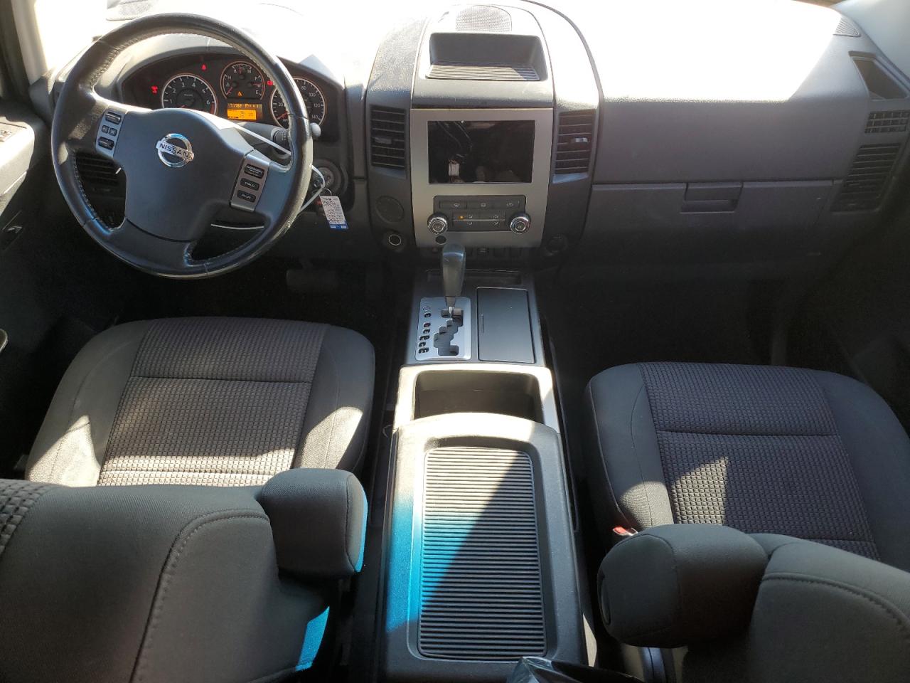 2008 Nissan Titan - Image 8