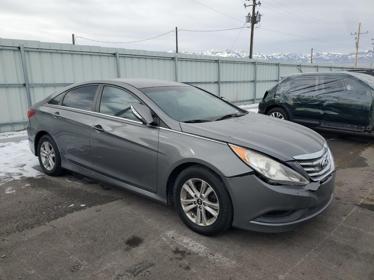 2014 Hyundai Sonata - Image 4