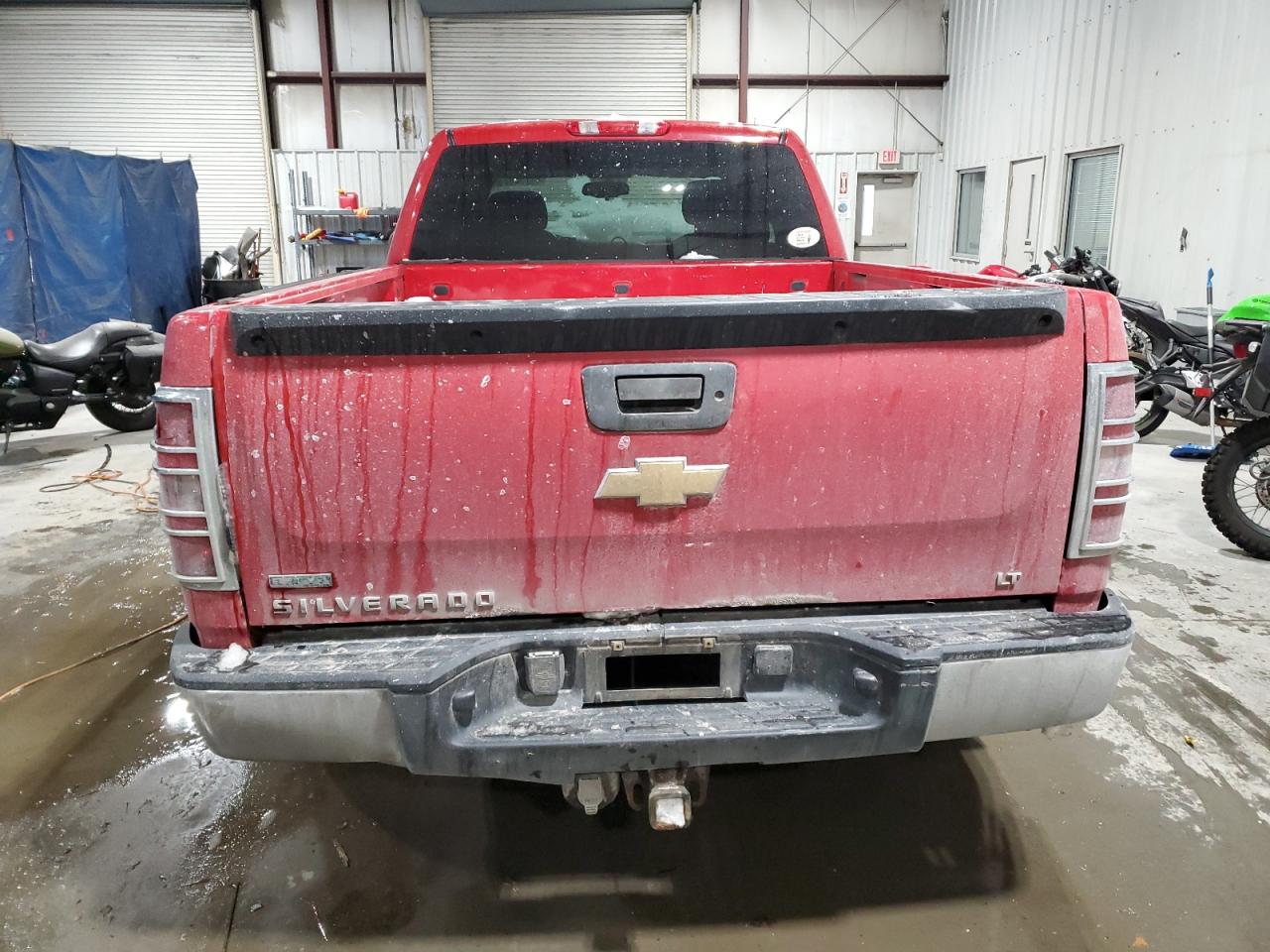 2011 Chevrolet Silverado - Image 6