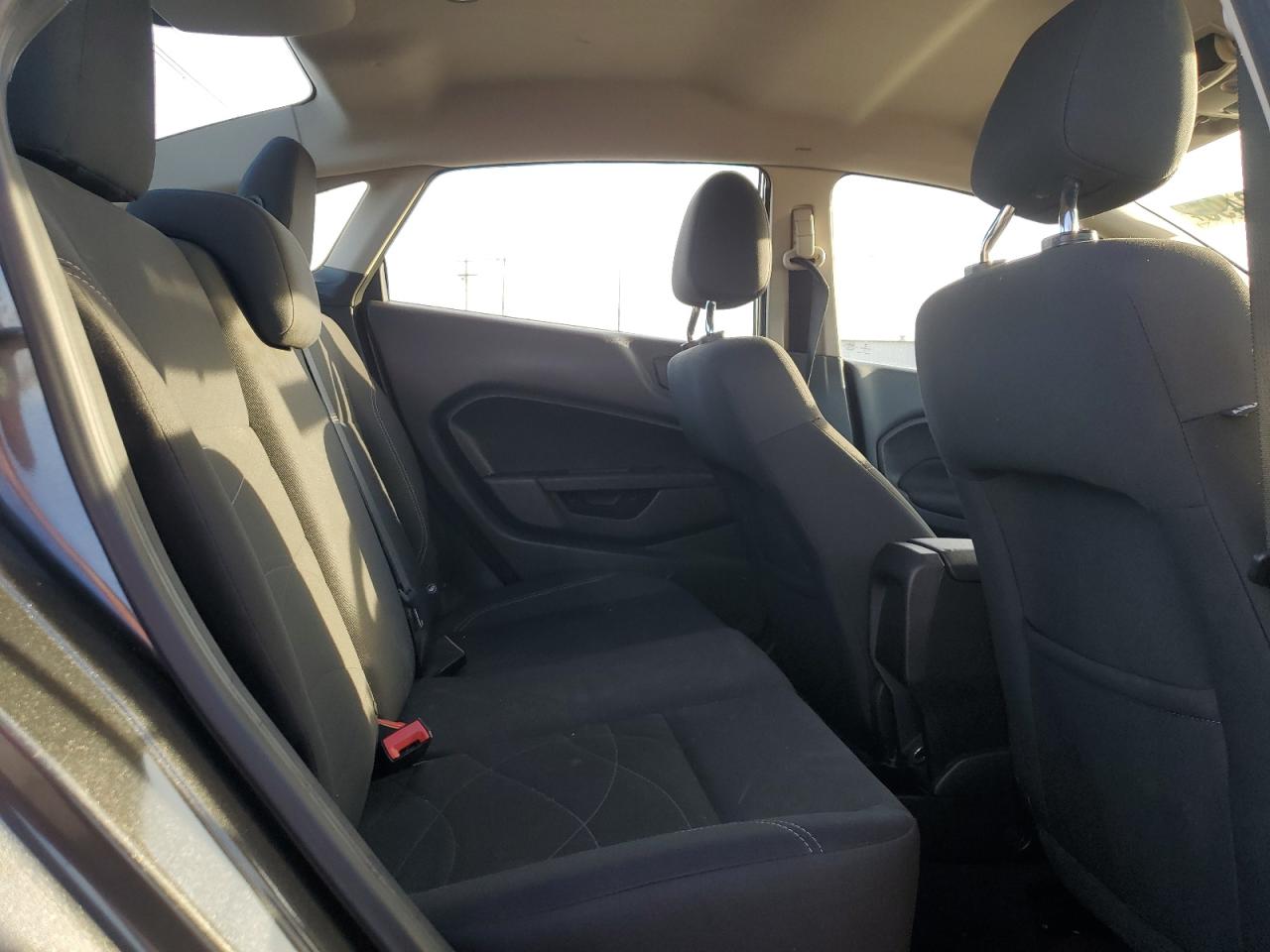 2017 Ford Fiesta - Image 10