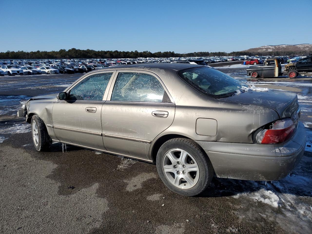 2001 Mazda 626 - Image 2