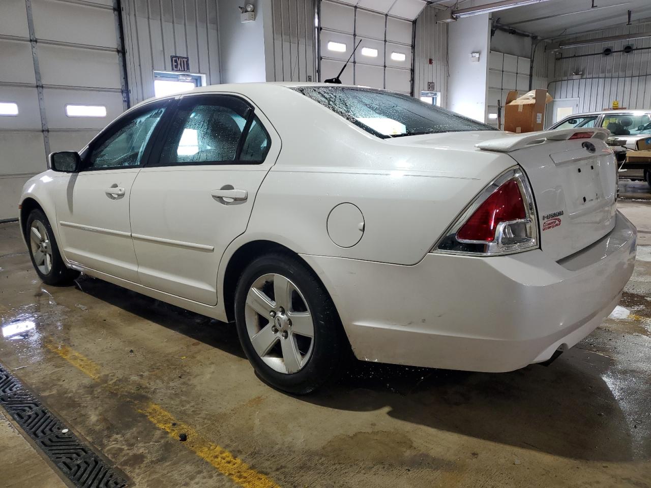 2009 Ford Fusion - Image 2