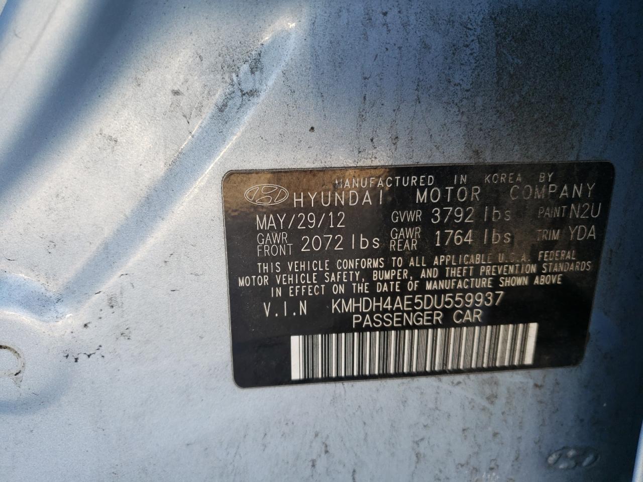 2013 Hyundai Elantra - Image 13