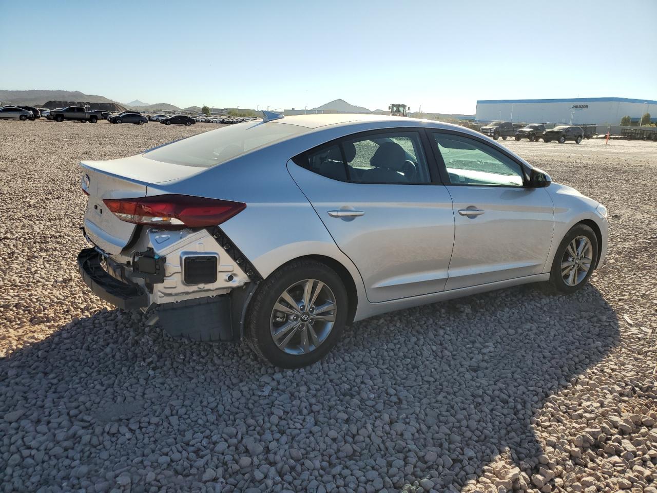 2018 Hyundai Elantra - Image 3