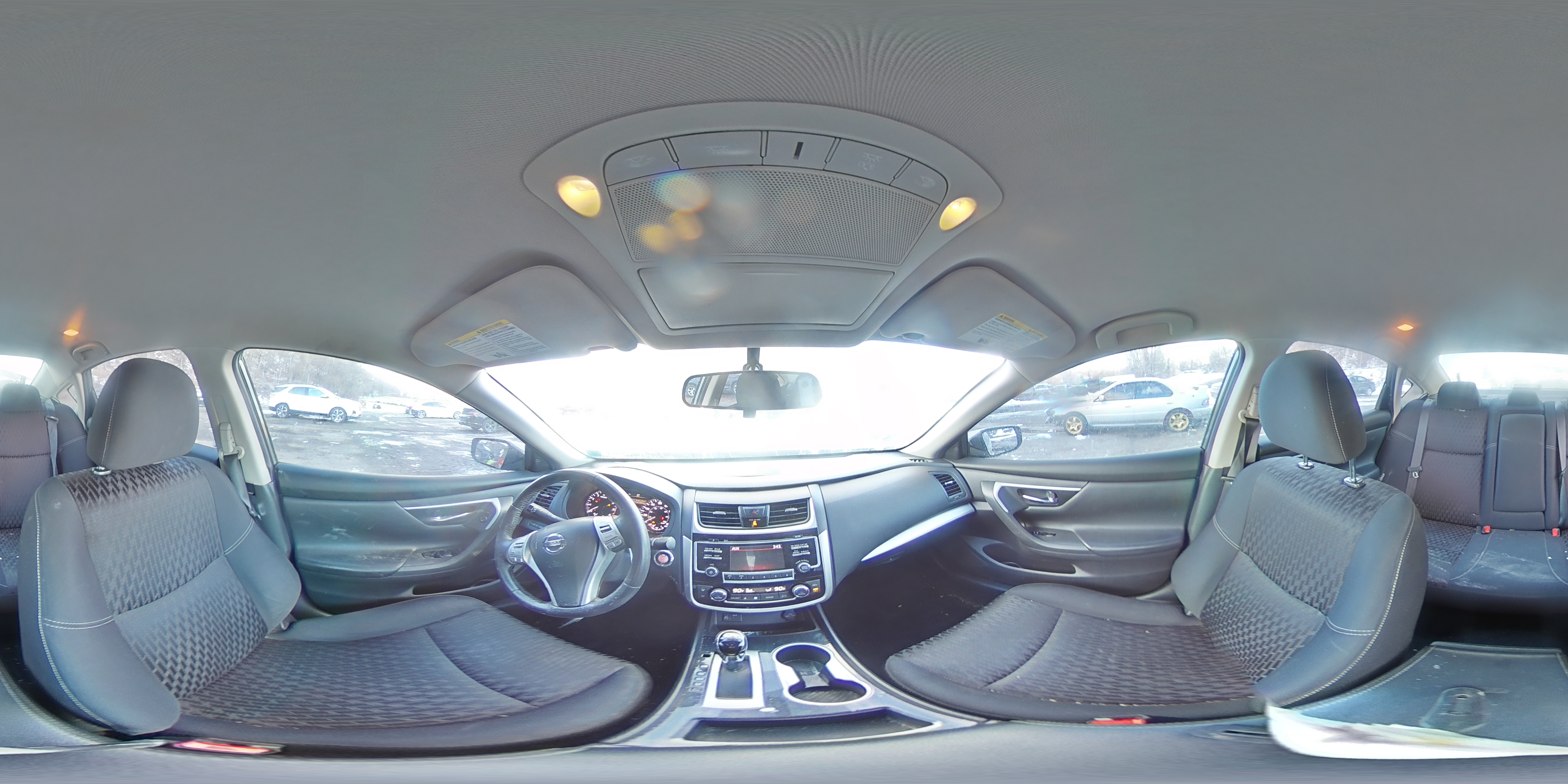 2018 Nissan Altima - Image 12