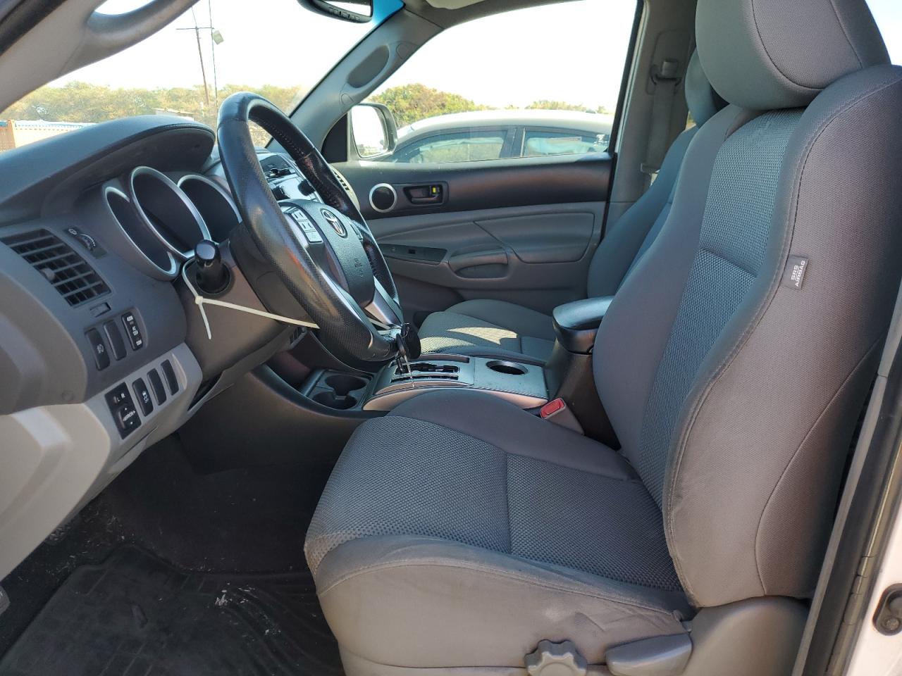 2012 Toyota Tacoma - Image 7
