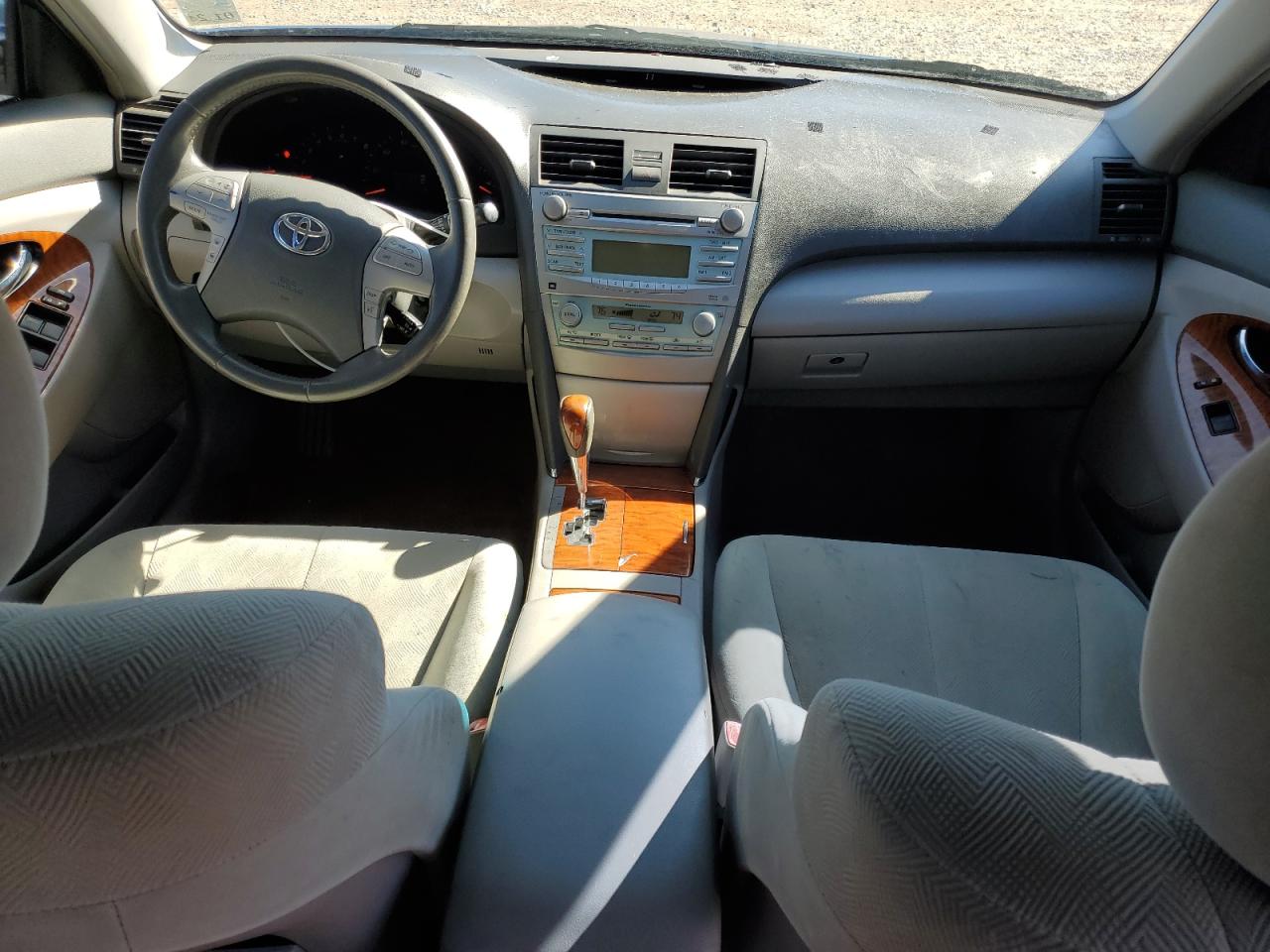 2009 Toyota Camry - Image 8