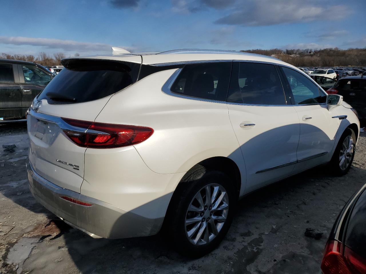 2018 Buick Enclave - Image 3