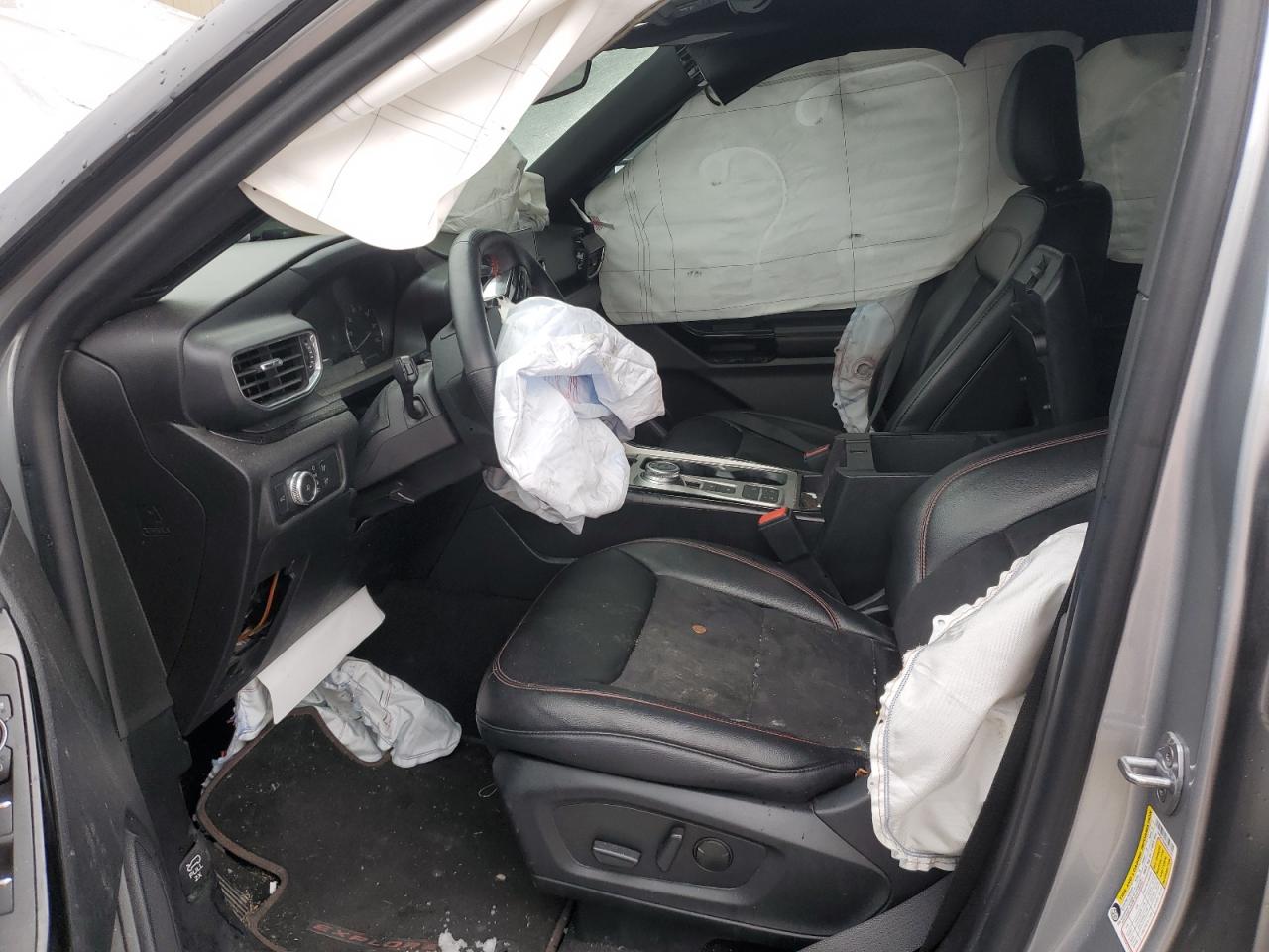 2022 Ford Explorer - Image 7