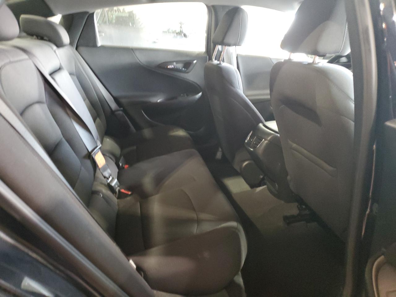 2023 Chevrolet Malibu - Image 10