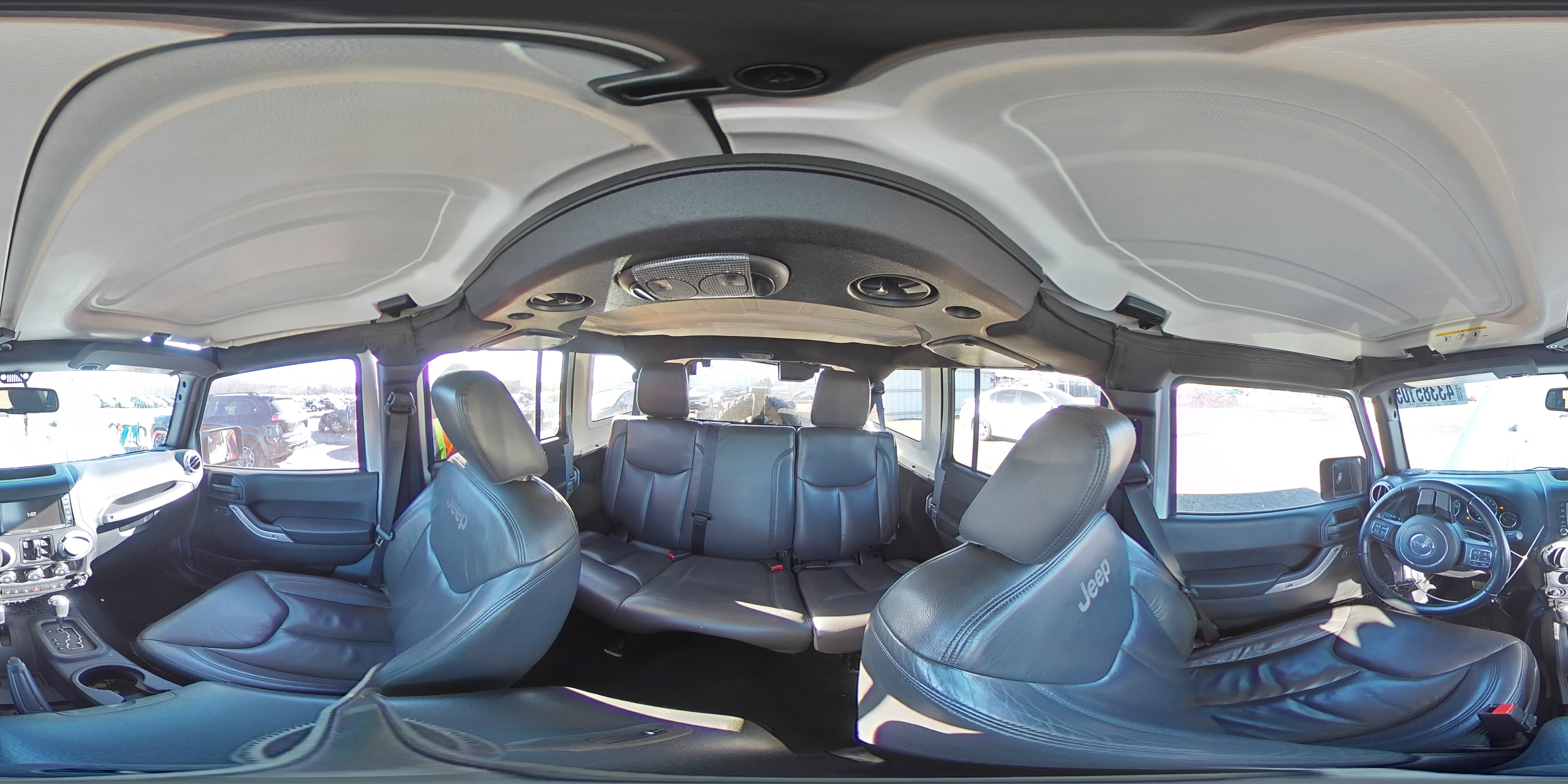 2016 Jeep Wrangler - Image 13