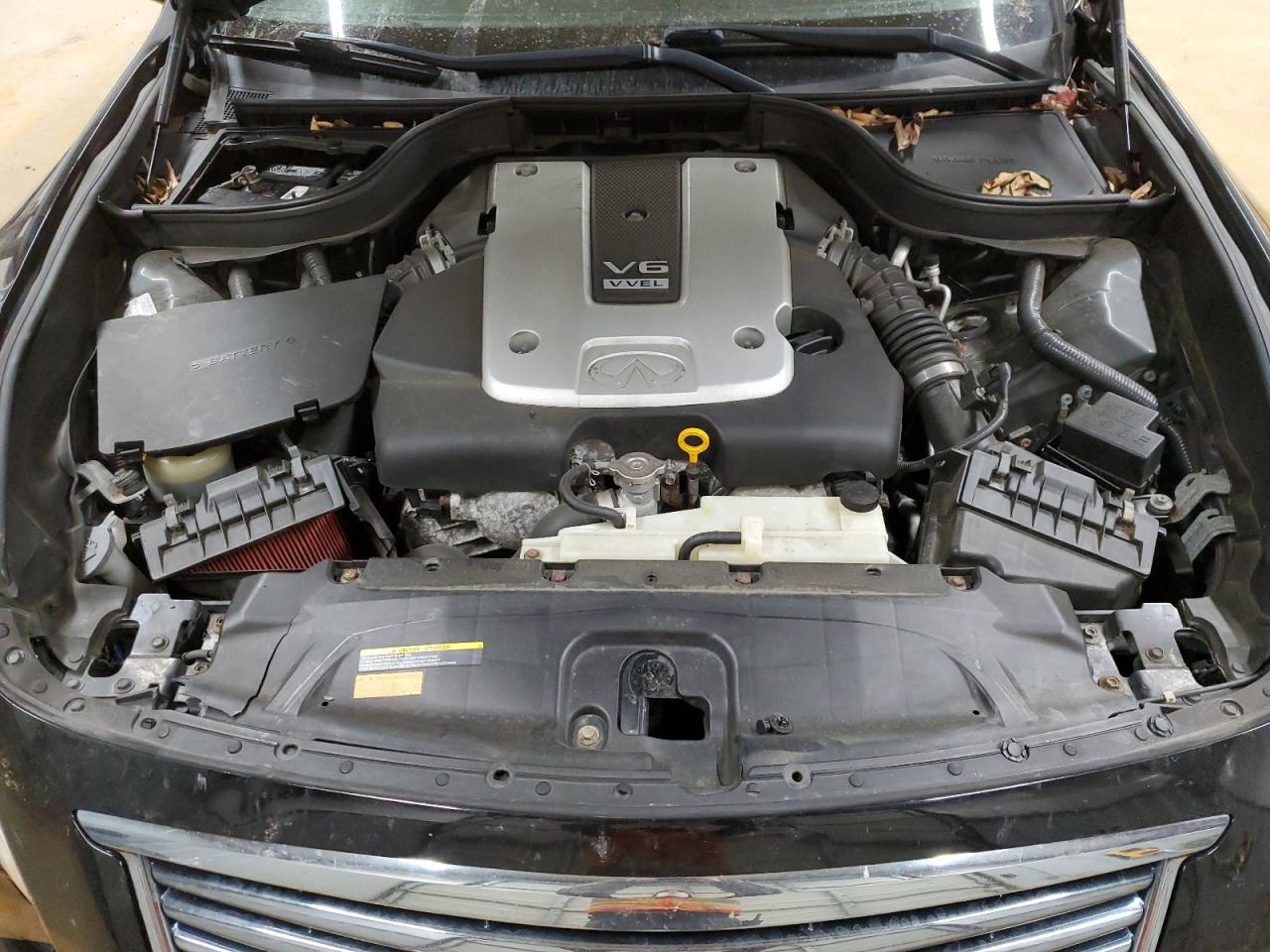 2011 Infiniti G - Image 12