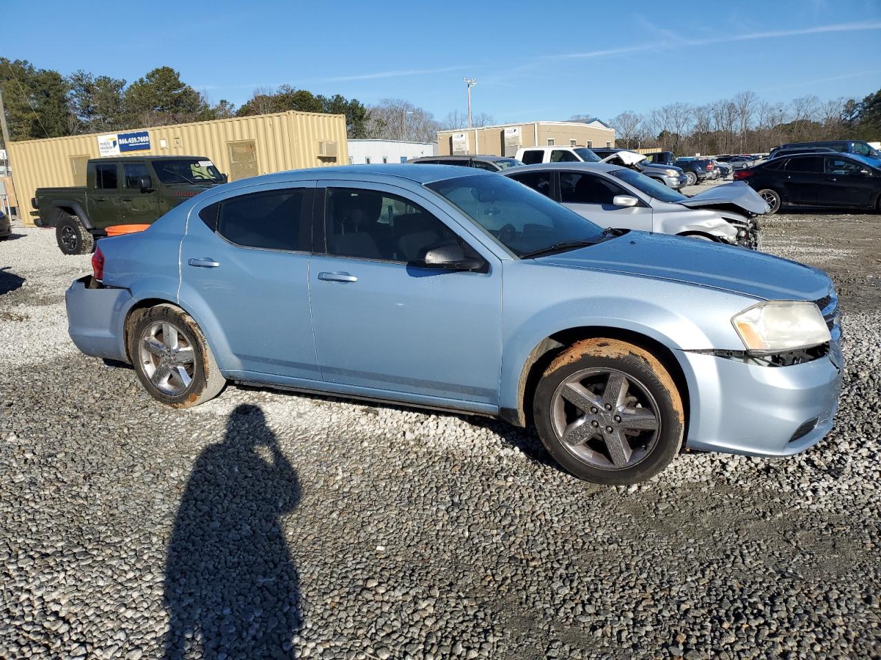 2013 Dodge Avenger - Image 4