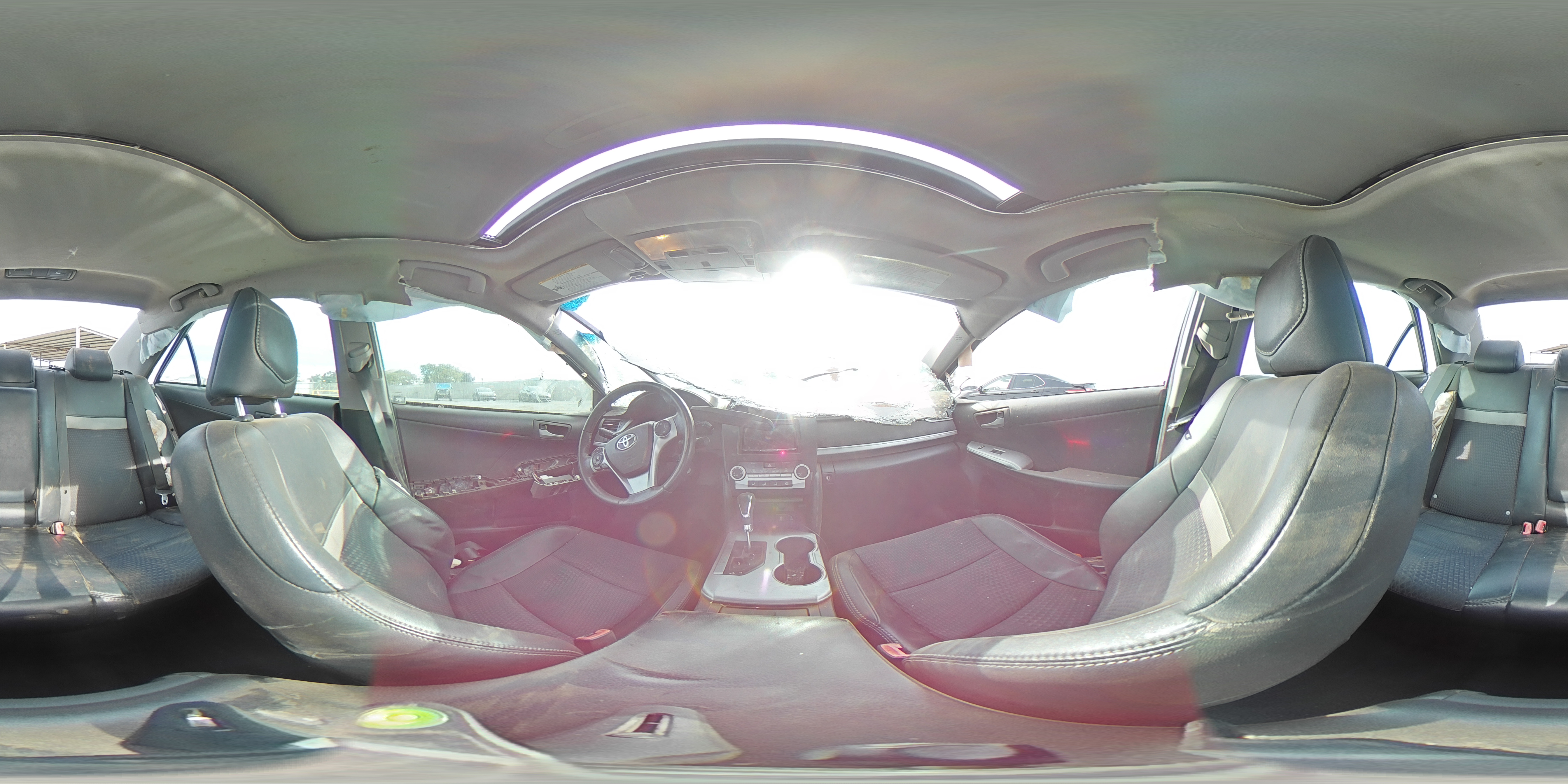 2012 Toyota Camry - Image 13