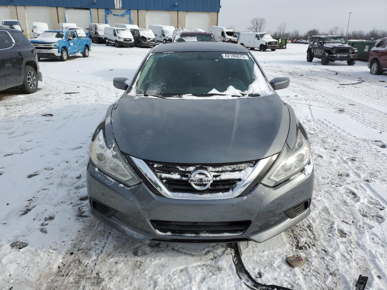 2016 Nissan Altima - Image 5