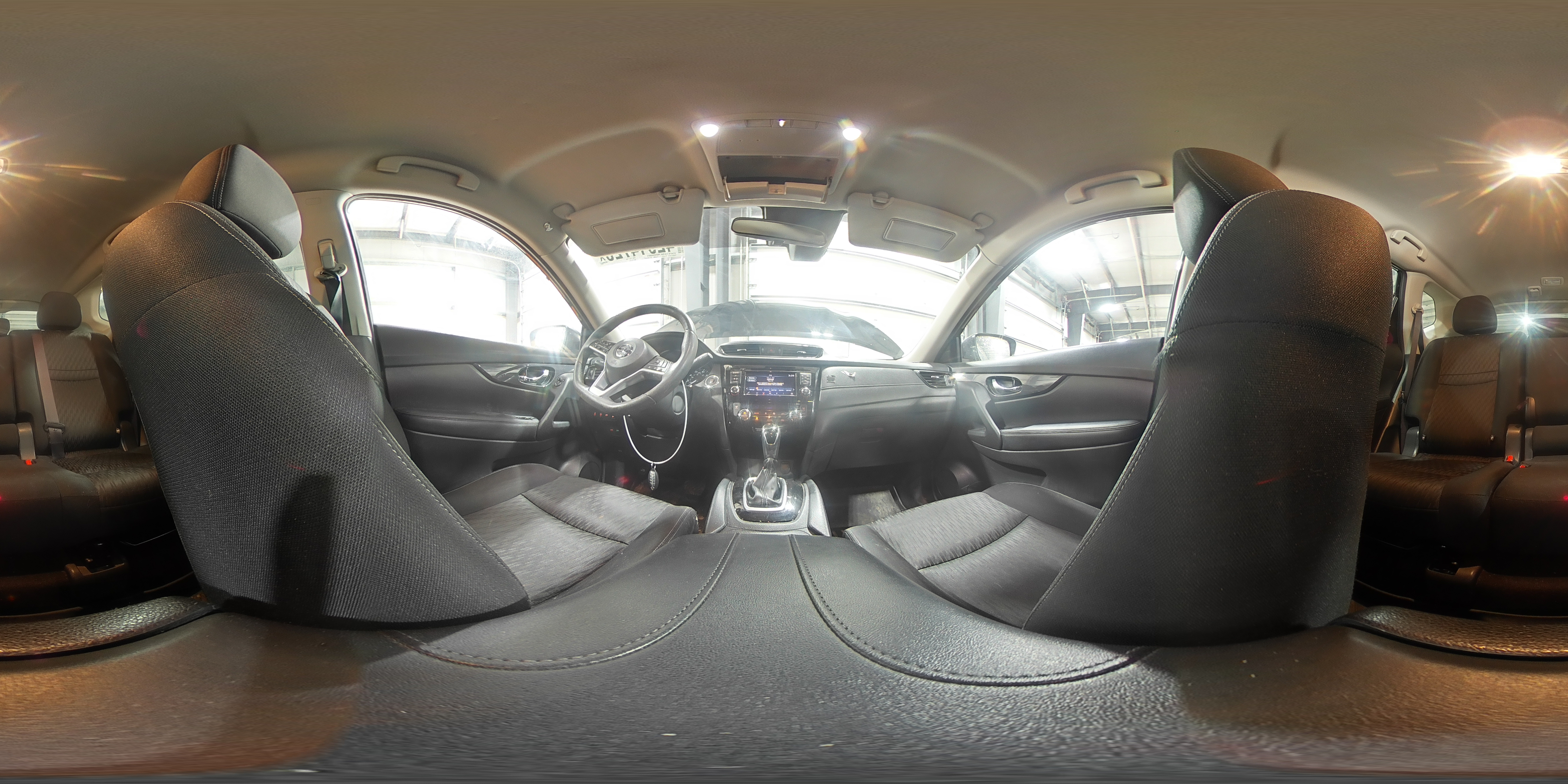 2019 Nissan Rogue - Image 15