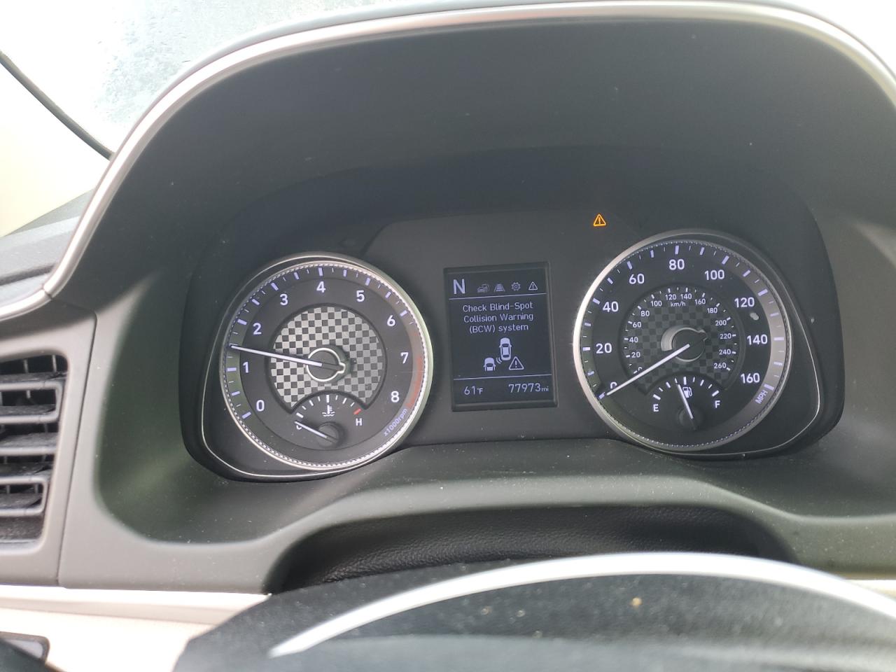 2019 Hyundai Elantra - Image 9