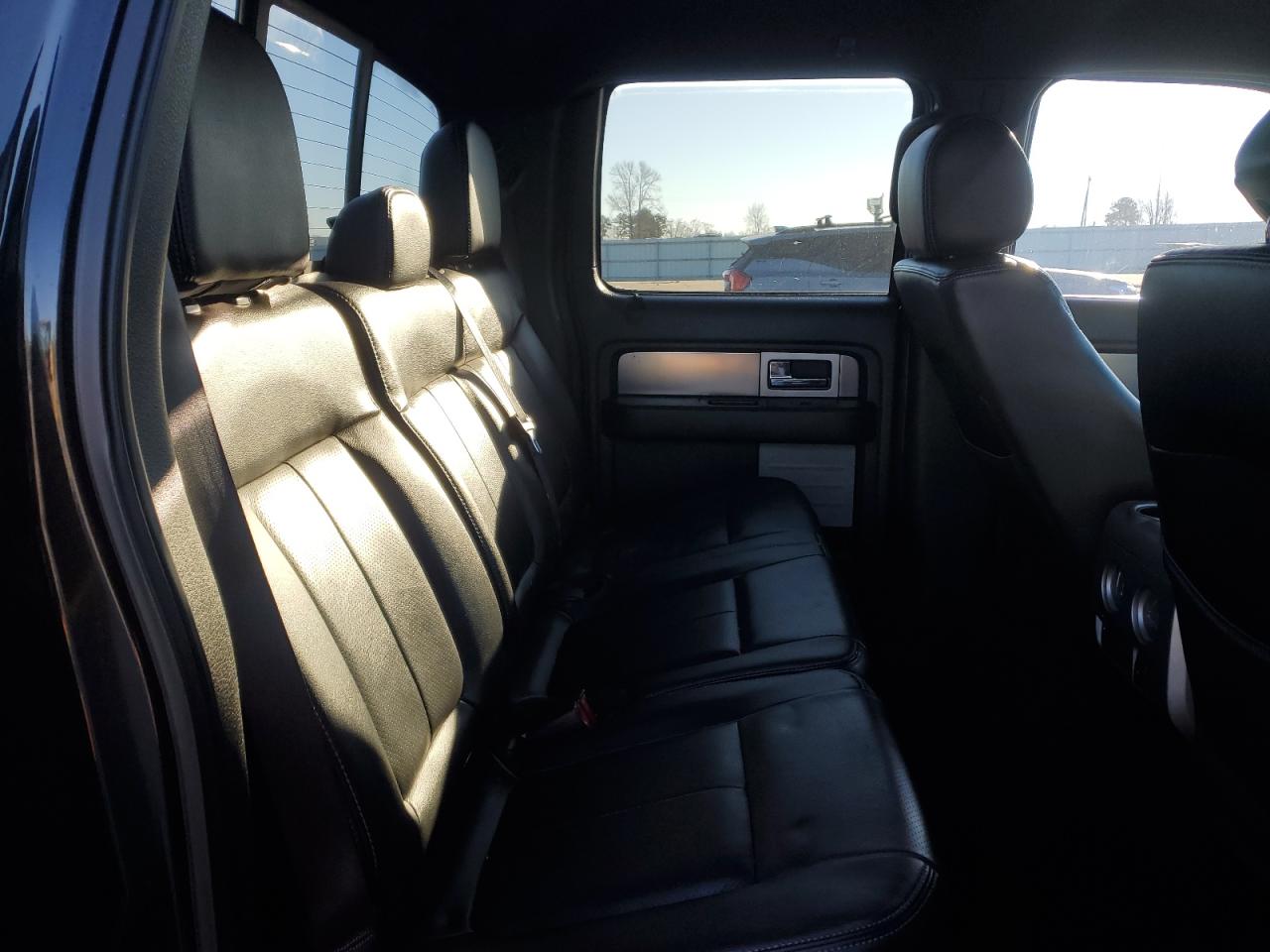 2014 Ford F-150 - Image 10
