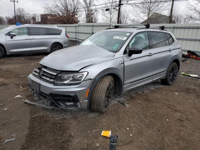  VOLKSWAGEN TIGUAN 2021 Серый