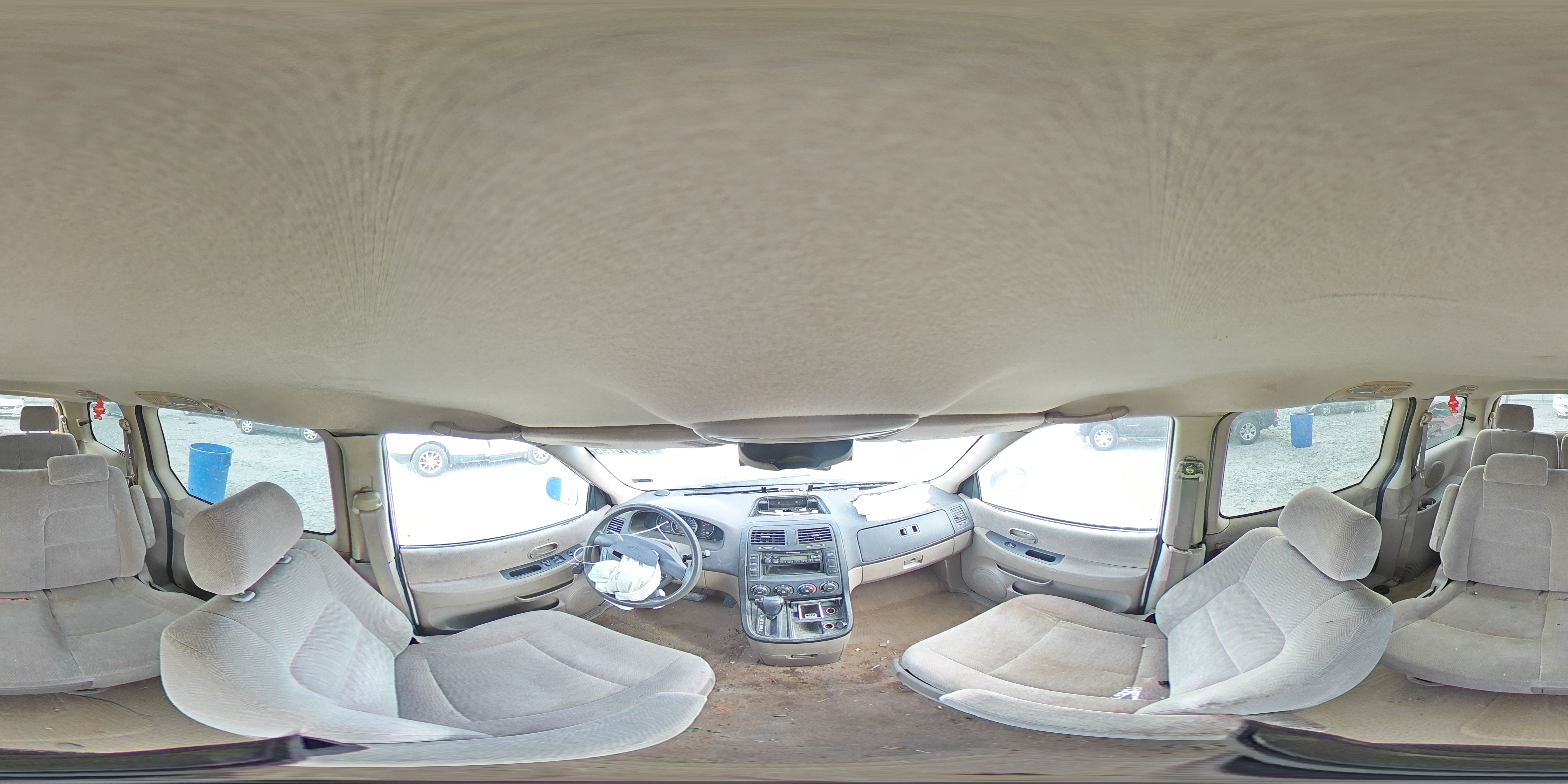 2002 Kia Sedona - Image 14