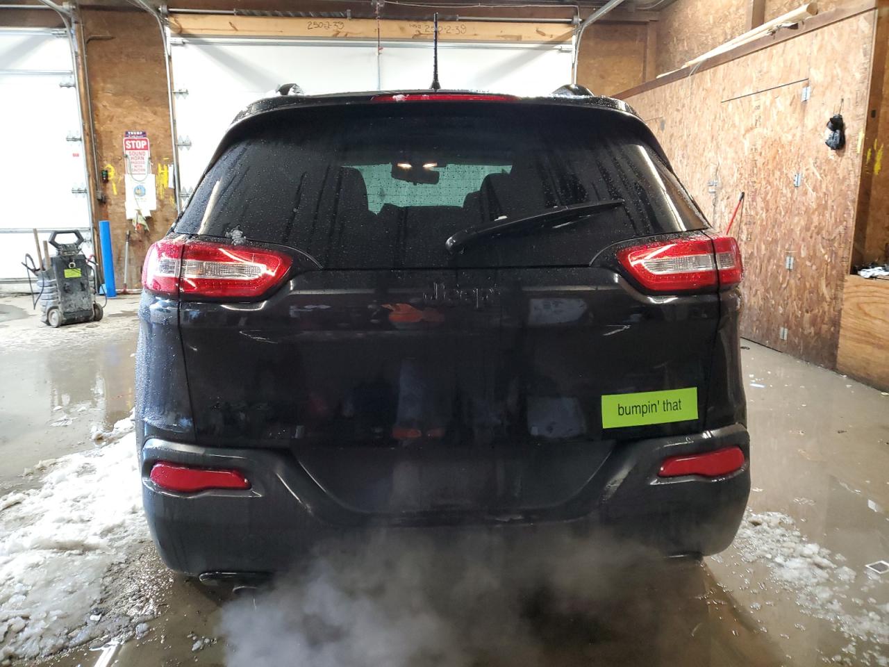 2017 Jeep Grand Cherokee - Image 6