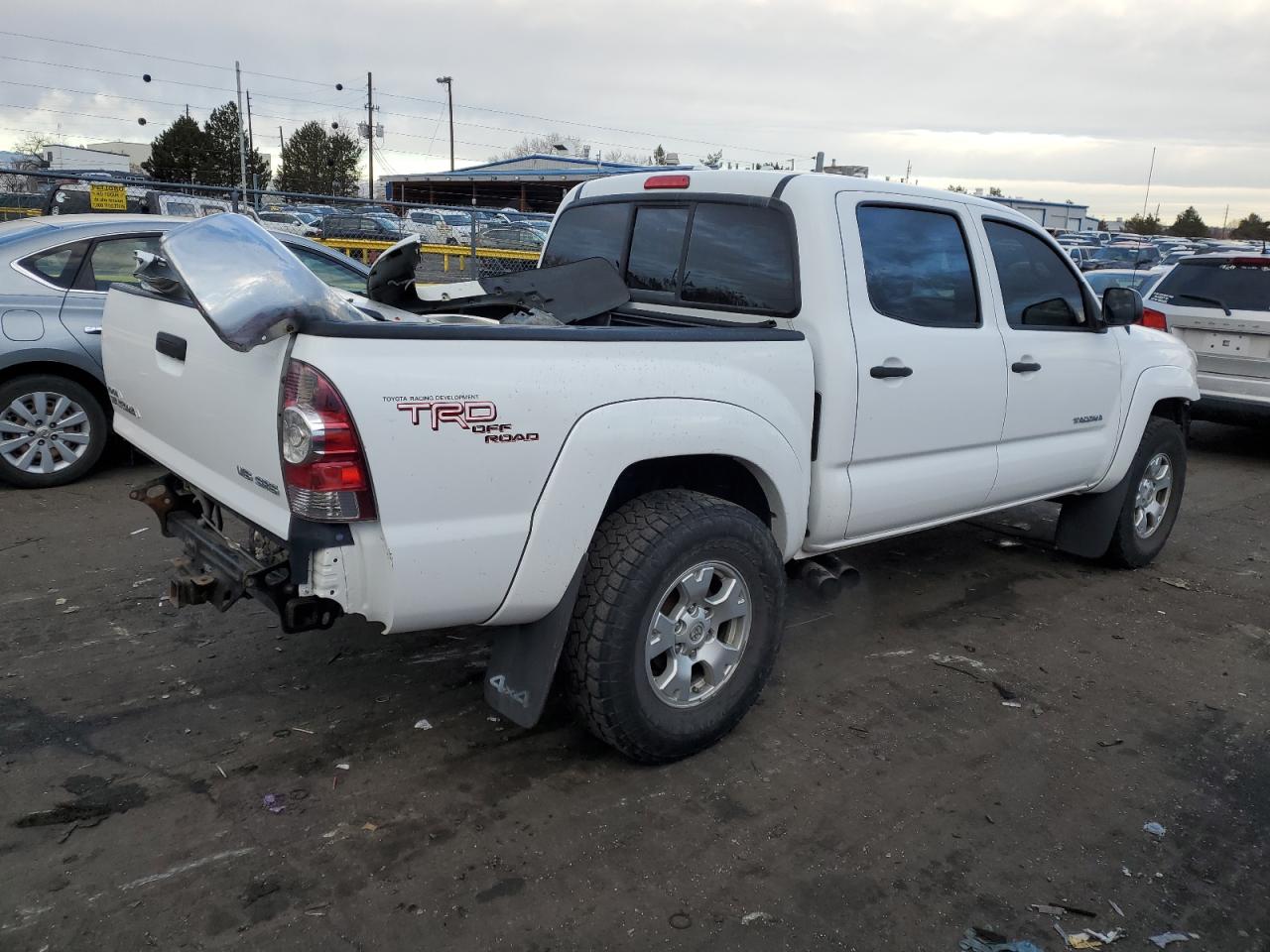 2010 Toyota Tacoma - Image 3
