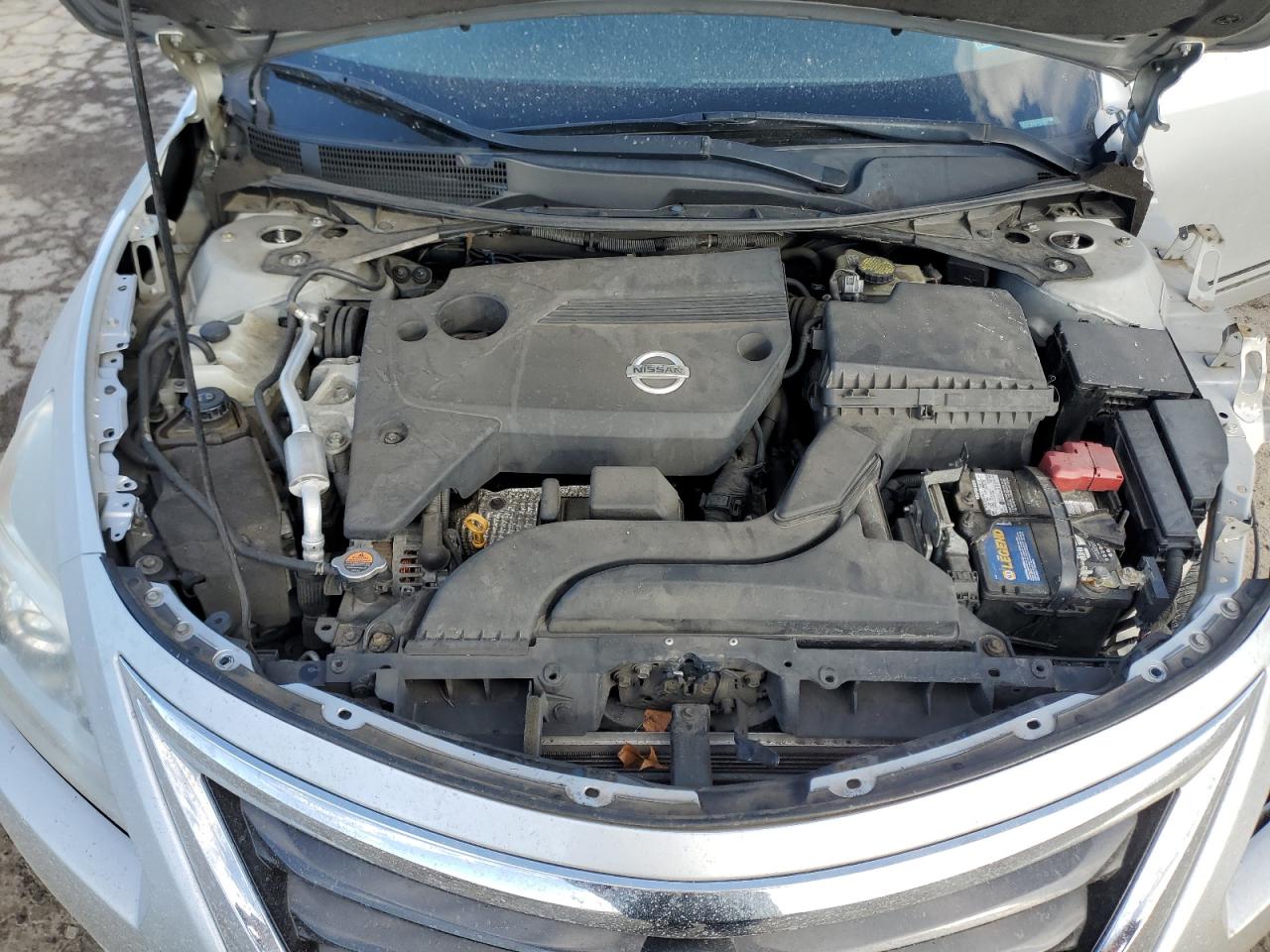 2015 Nissan Altima - Image 11