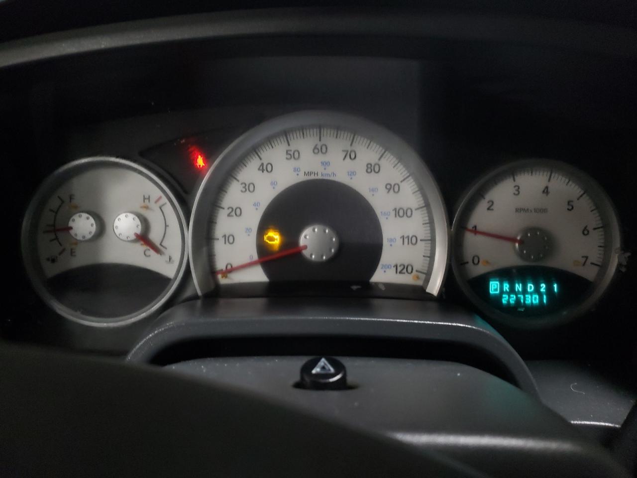 2005 Dodge Dakota - Image 9