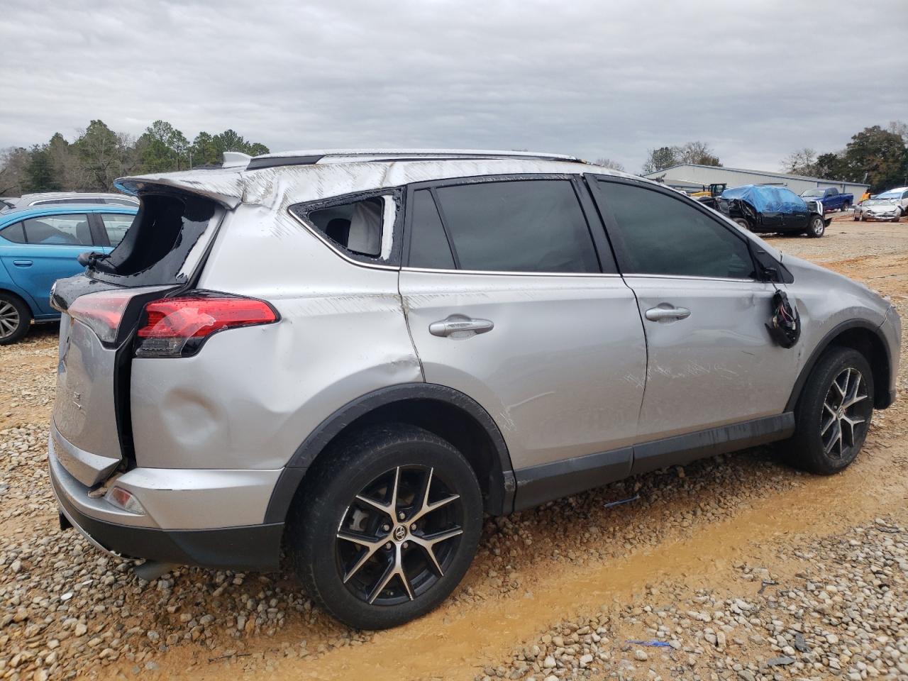 2017 Toyota RAV 4 - Image 3