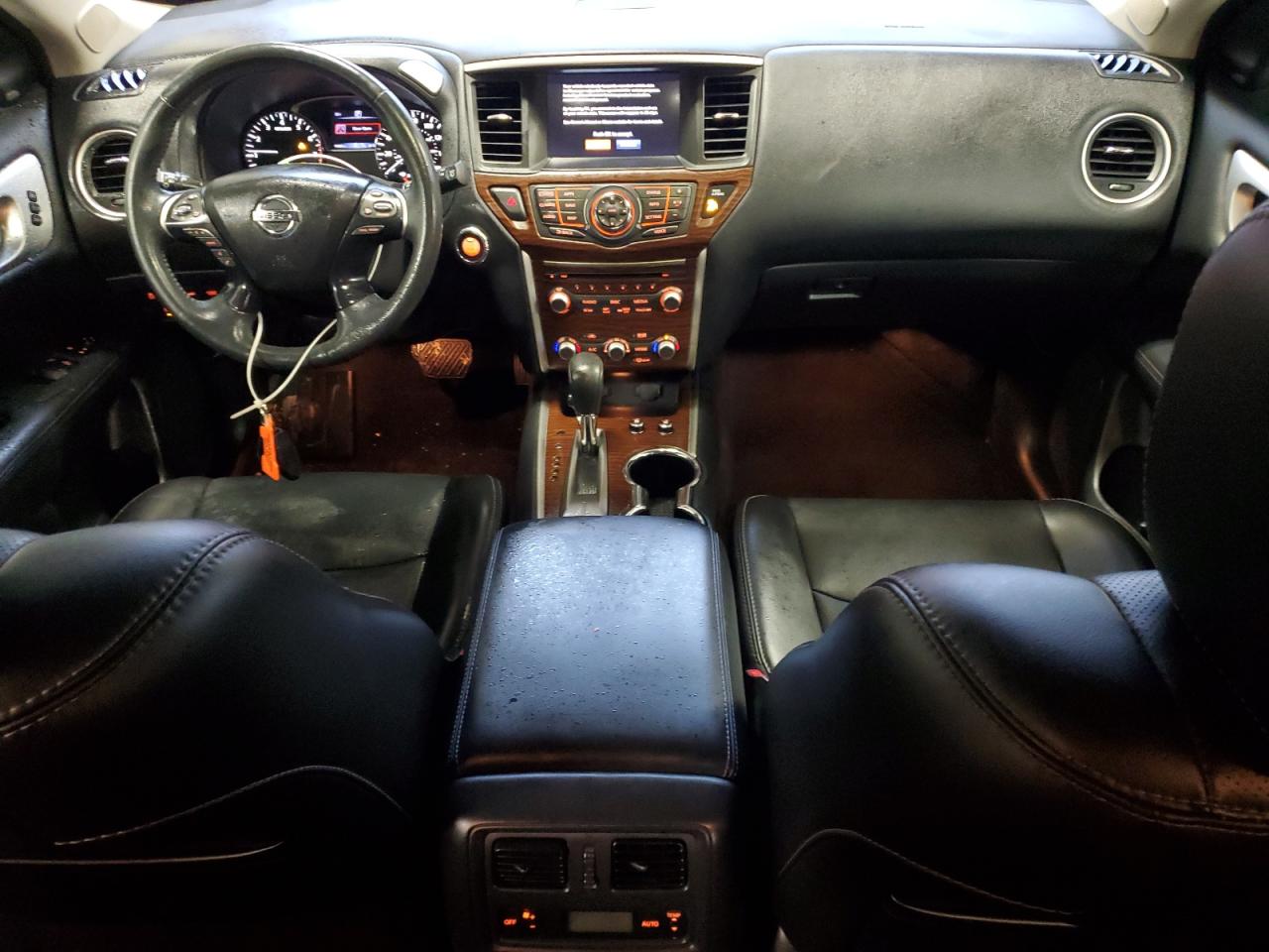 2017 Nissan Pathfinder - Image 8