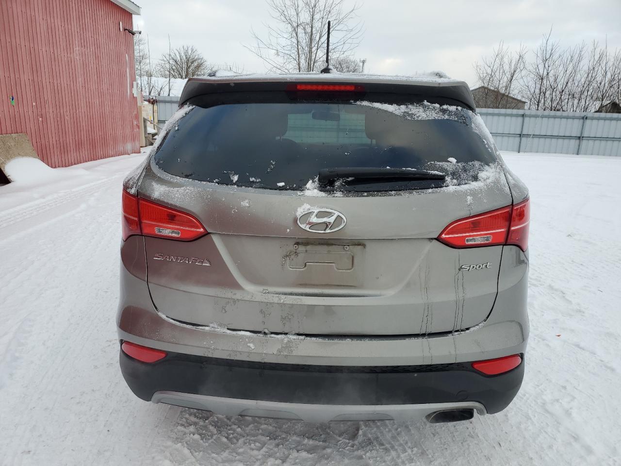 2016 Hyundai Santa Fe - Image 6