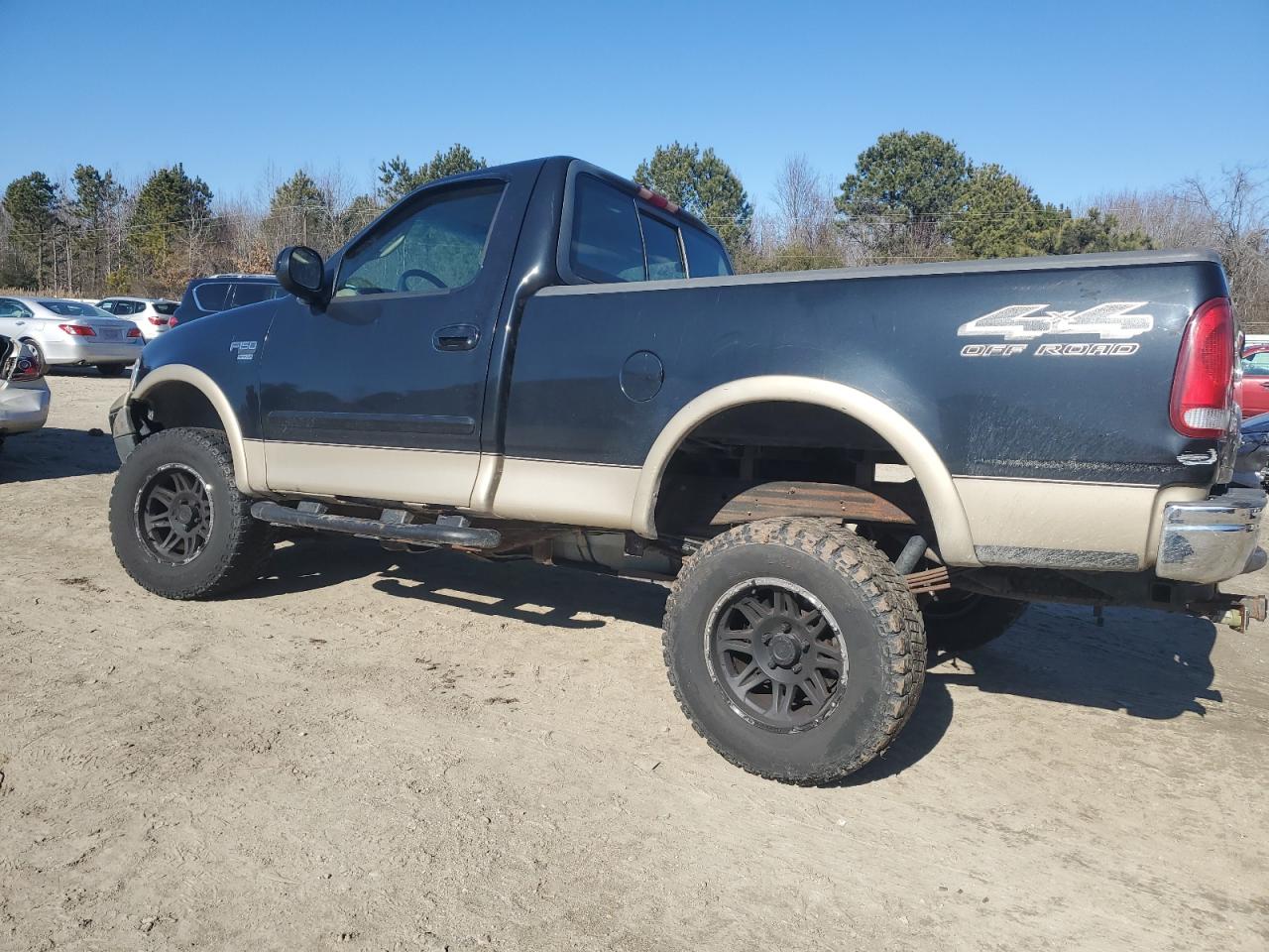 2000 Ford F-150 - Image 2