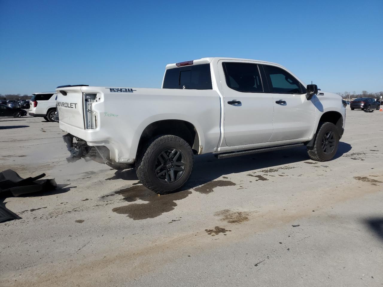 2020 Chevrolet Silverado - Image 3