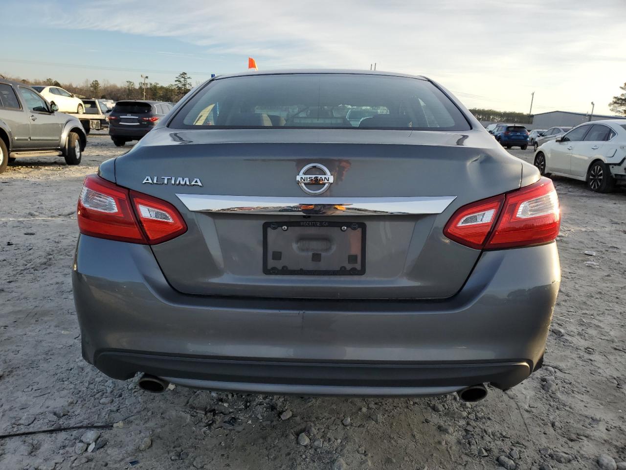 2016 Nissan Altima - Image 6