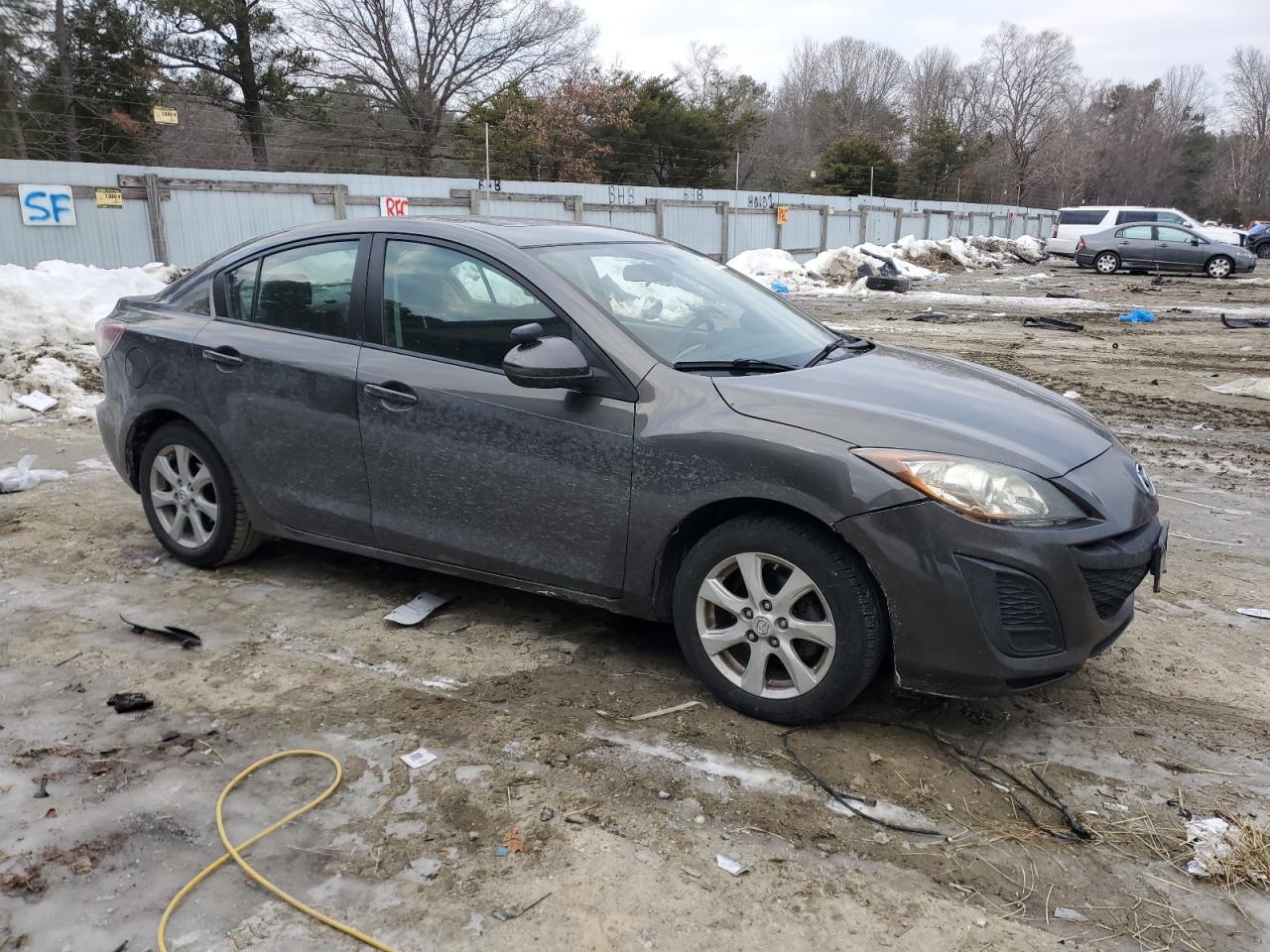 2011 Mazda 3 - Image 4