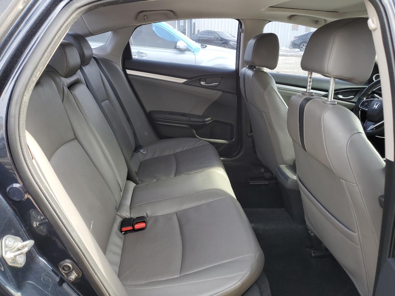 2016 Honda Civic - Image 10