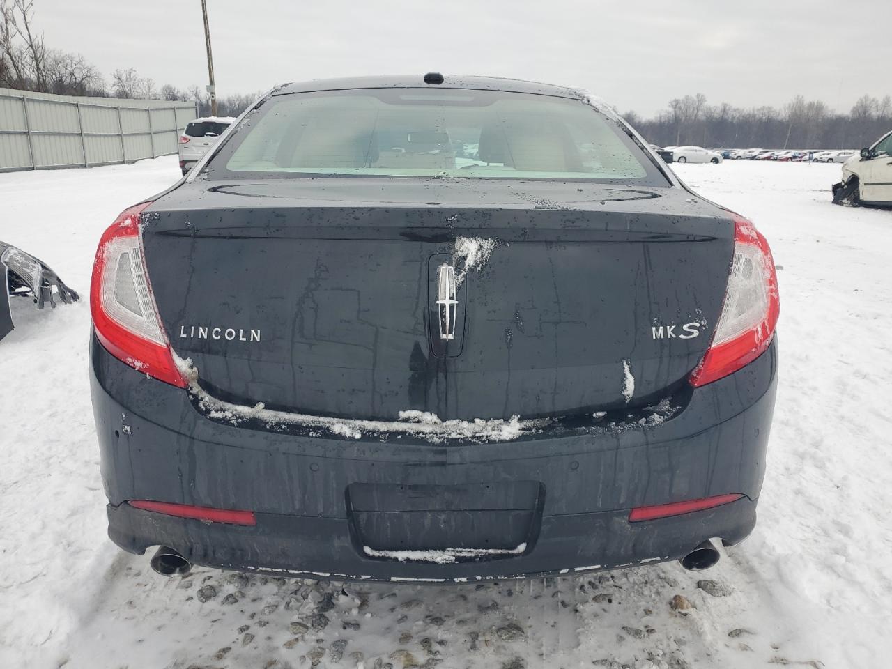 2013 Lincoln MKS - Image 6