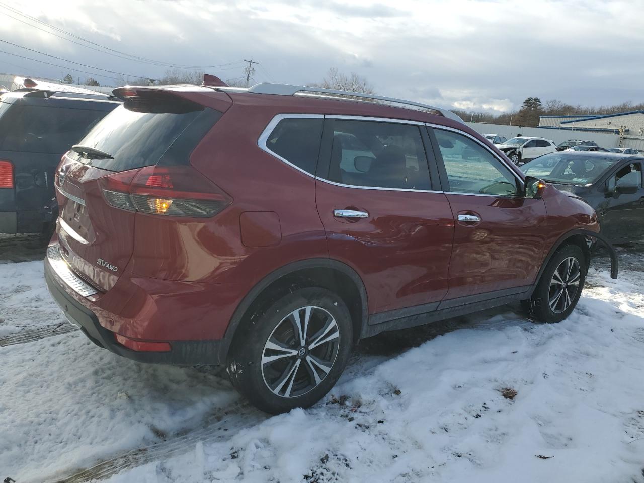 2020 Nissan Rogue - Image 3