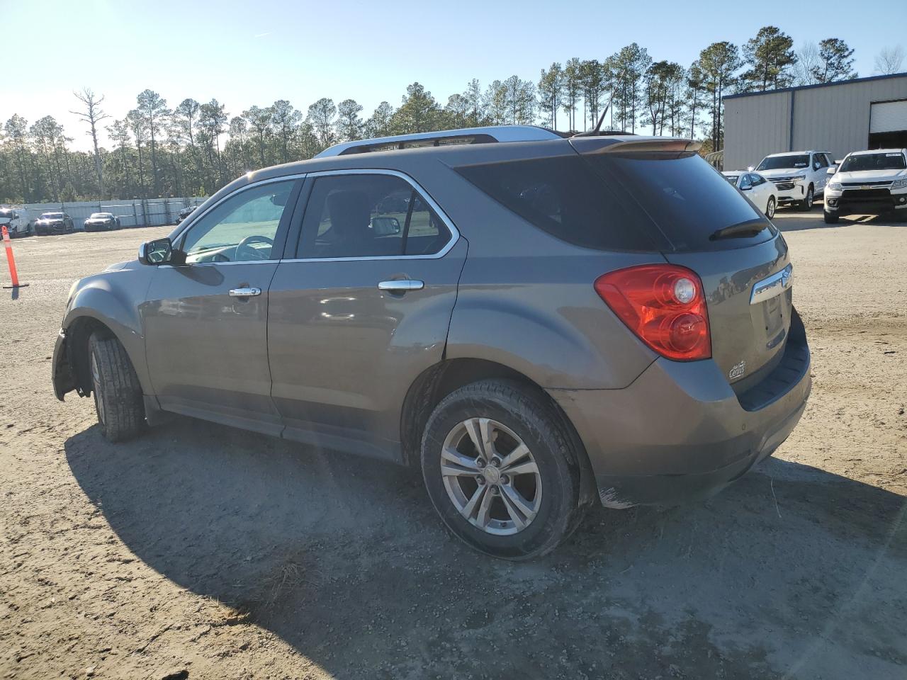 2012 Chevrolet Equinox - Image 2